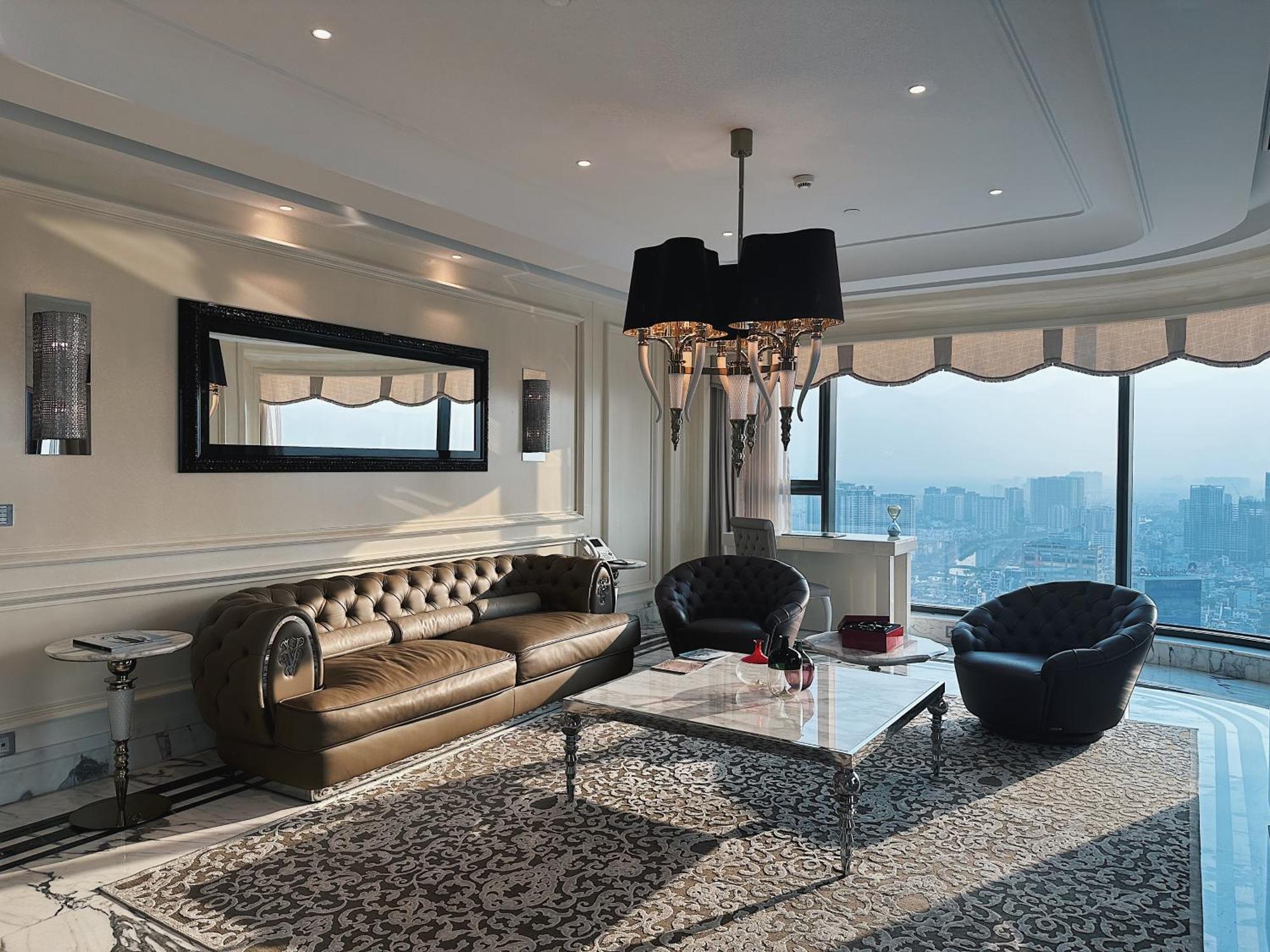 The Reverie Saigon 5* TP. Hồ Chí Minh