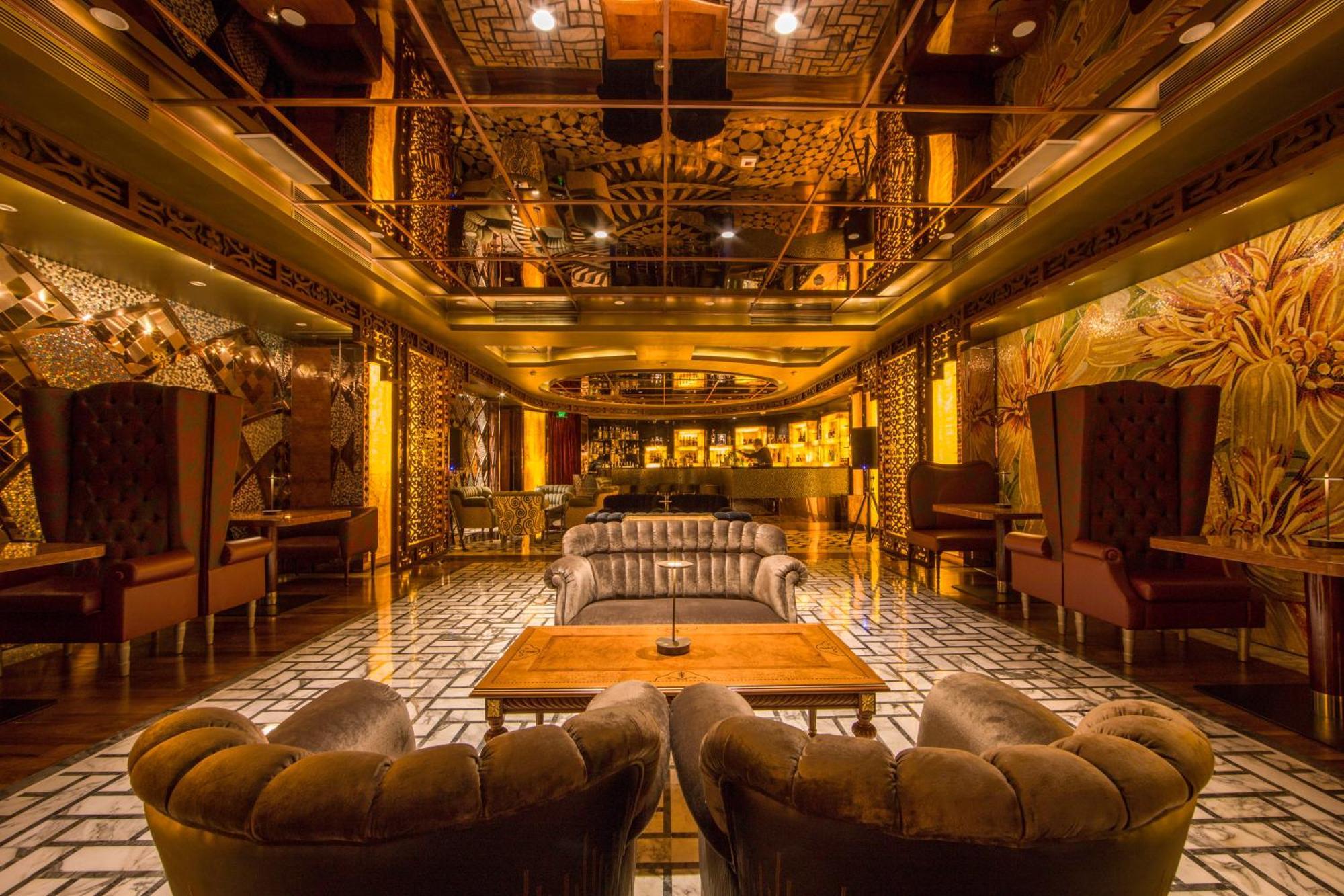 Khách sạn The Reverie Saigon 5*